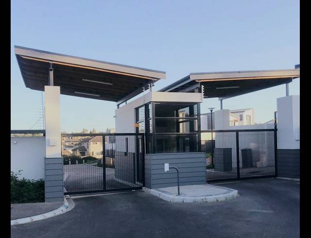 3 BEDROOM DUPLEX FOR SALE IN PROTEA HEIGHTS